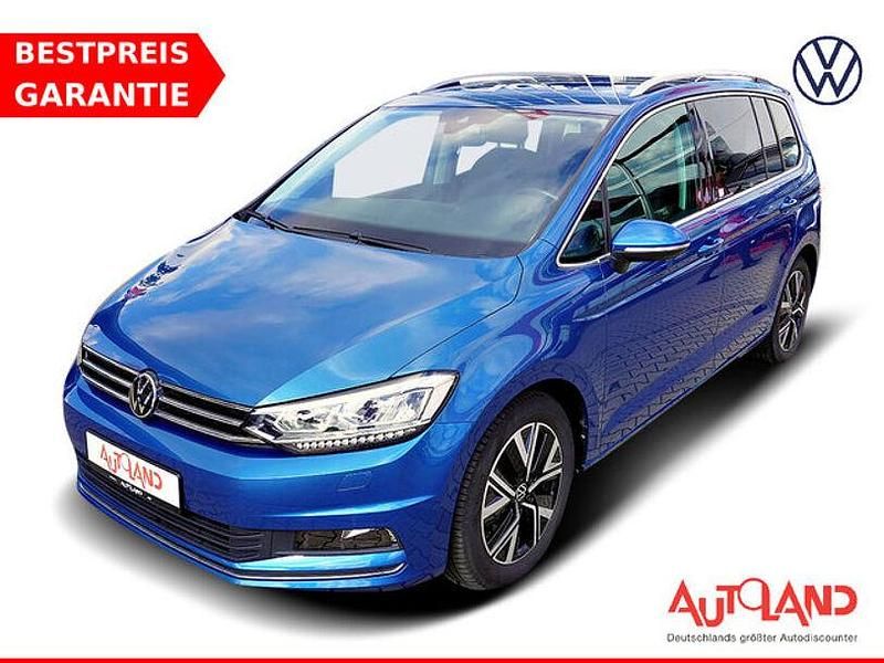 Blau Gebraucht 2021 VW Touran Highline Van / Kleinbus | 31.950 € (Etwas zu teuer) - Bild 1/4
