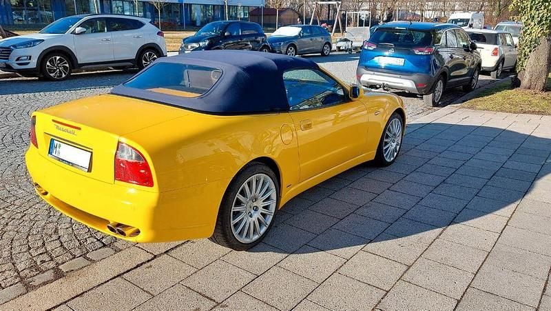 Gebraucht Maserati Spyder 390 PS (286 kW) 2002 Gelb Cabrio