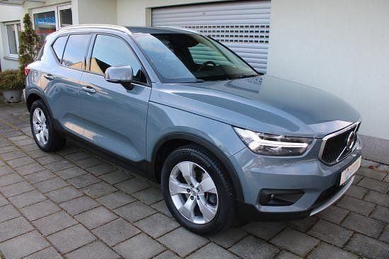 Grau Gebraucht 2019 Volvo XC40 Momentum SUV | 23.950 € (Superpreis) - Bild 1/4