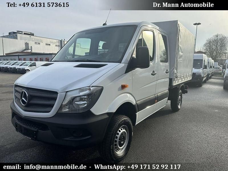 Arktikweiss Gebraucht 2017 Mercedes 316 Van | 33.915 € - Bild 1/4