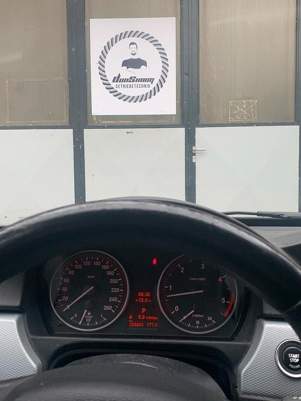 Gebraucht BMW 325 M Sport 204 PS (150 kW) 2010 Blau Kombi