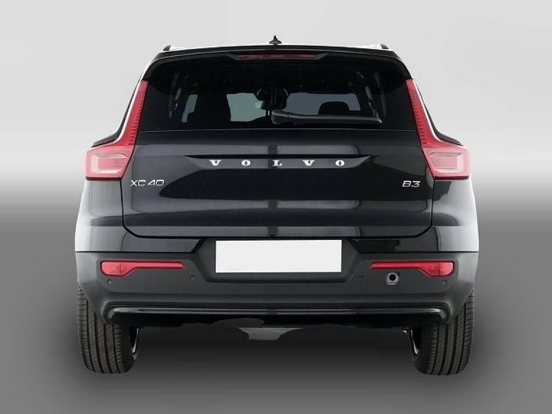 Gebraucht Volvo XC40 Plus 163 PS (119 kW) 2025 Schwarz SUV