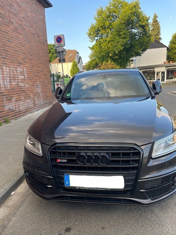 Grau Gebraucht 2014 Audi SQ5 Sport SUV | 22.000 € (Teuer) - Bild 1/4