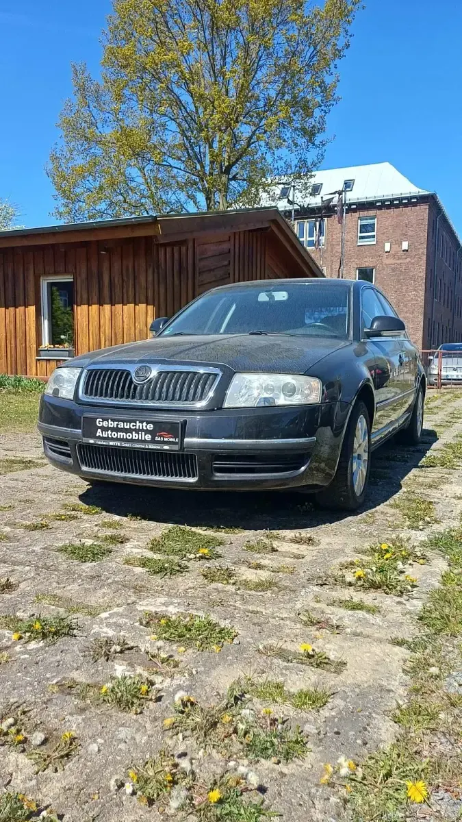 Second-hand Skoda Superb 140 CP (102 kW) 2008 Negru Berlinǎ