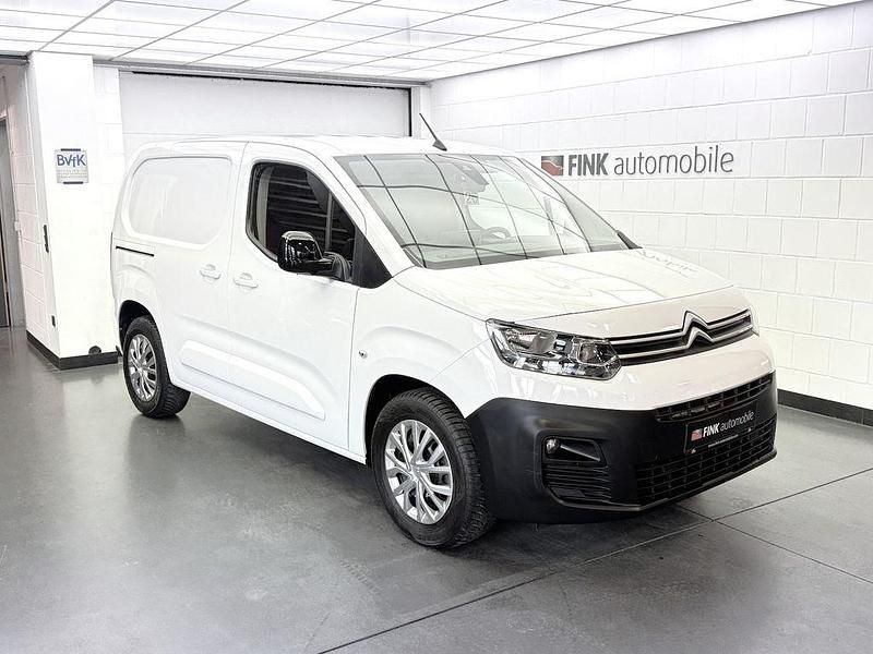 Weiß Gebraucht 2022 Citroën e-Berlingo Van / Kleinbus | 14.690 € (Fairer Preis) - Bild 1/2