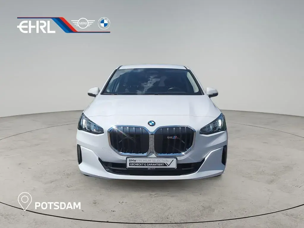Gebraucht BMW 218 Performance 136 PS (100 kW) 2022 Weiß Van / Kleinbus