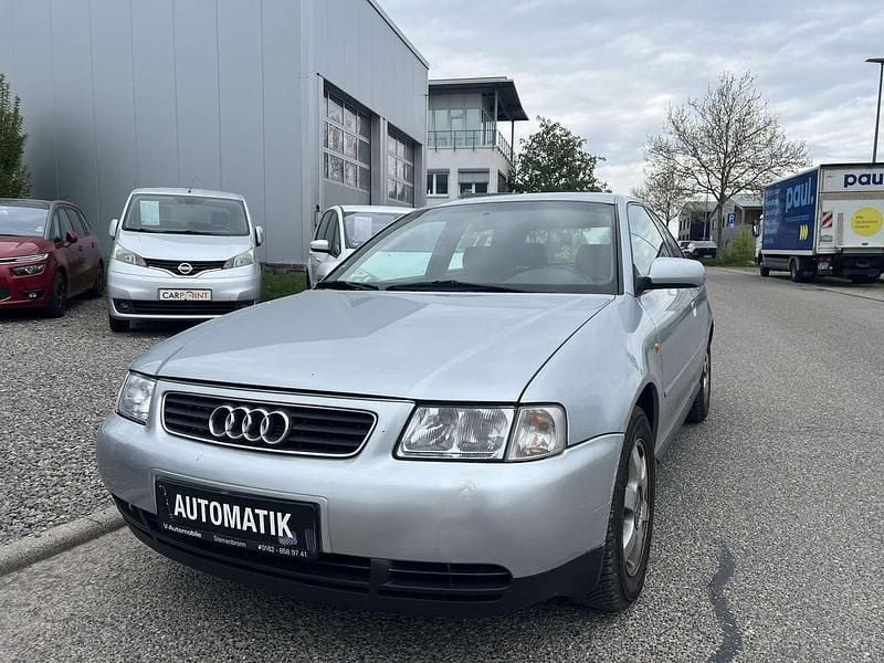 Second-hand Audi A3 102 CP (75 kW) 1999 Argintiu Hatchback