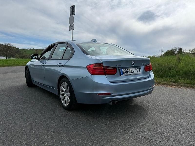Gebraucht BMW 328 245 PS (180 kW) 2012 Blau Limousine