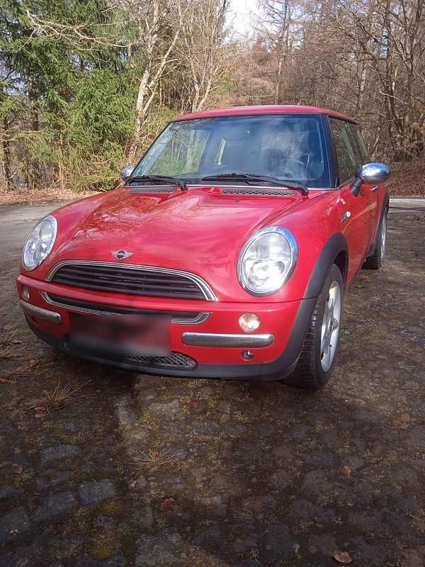 Gebraucht Mini ONE 90 PS (66 kW) 2003 Rot Kleinwagen