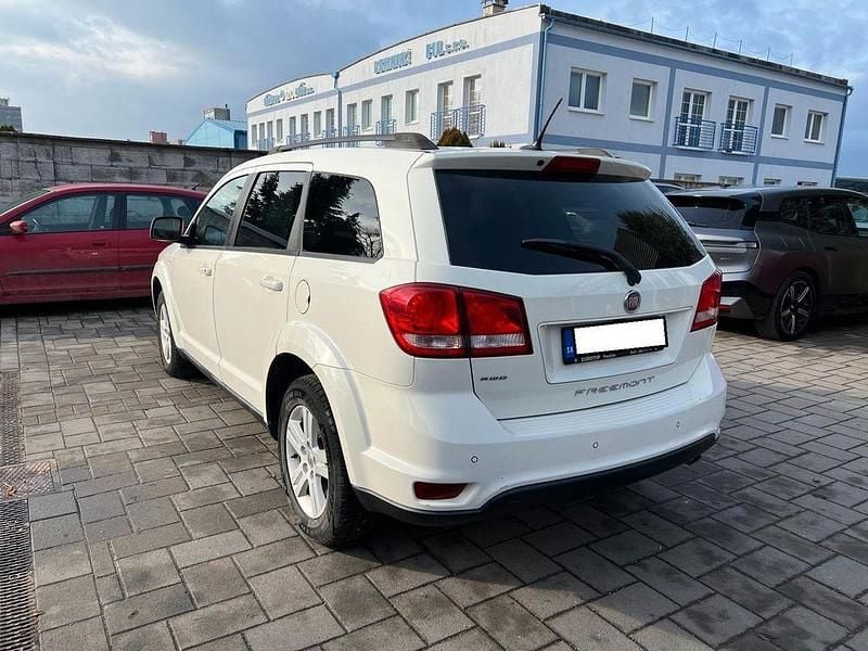 Gebraucht Fiat Freemont 170 PS (125 kW) 2012 Weiß SUV