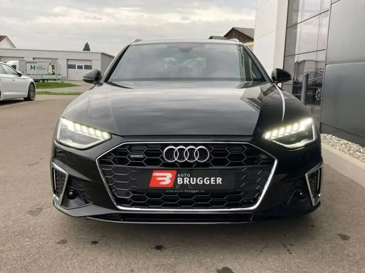 Gebraucht Audi A4 S-Line 204 PS (150 kW) 2023 Schwarz Kombi