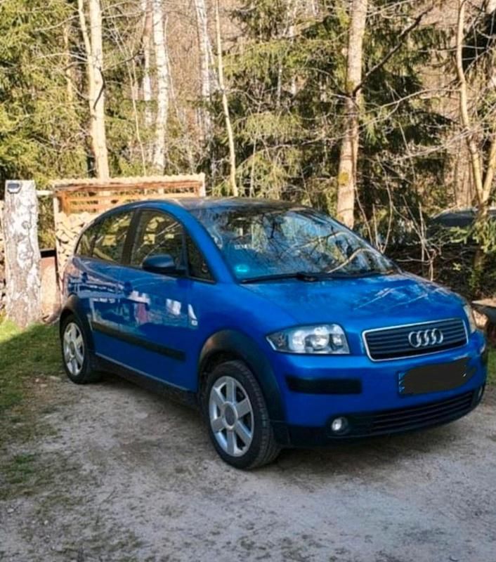 Blau Gebraucht 2003 Audi A2 Kleinwagen | 5.400 € (Teuer) - Bild 1/3