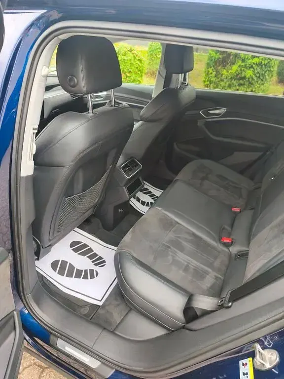 Gebraucht Audi e-tron 230 kW (313 PS) 2019 Blau SUV