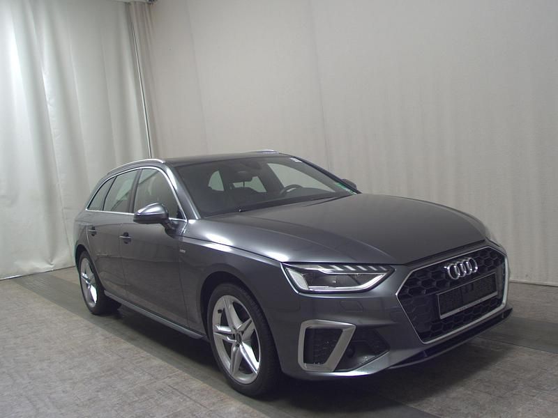 Gebraucht Audi A4 S-Line 163 PS (119 kW) 2021 Grau Kombi