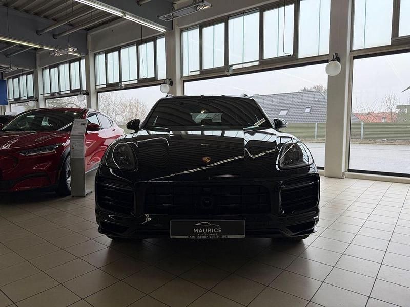 Gebraucht Porsche Cayenne GTS Chrono 460 PS (338 kW) 2021 Schwarz SUV