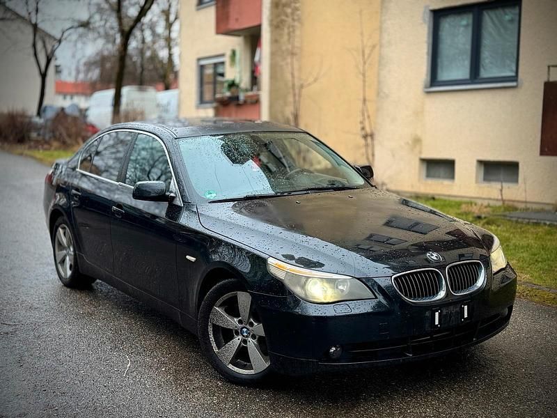 Gebraucht BMW 530 258 PS (189 kW) 2006 Andere farben Limousine