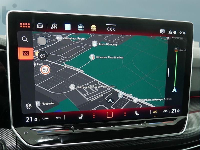 Gebraucht VW Golf VIII GTI 265 PS (194 kW) 2025 Weiß Kleinwagen