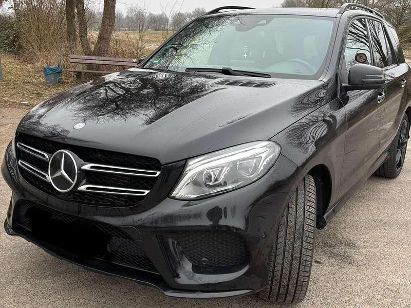 Gebraucht Mercedes GLE350 AMG line 258 PS (189 kW) 2016 SUV