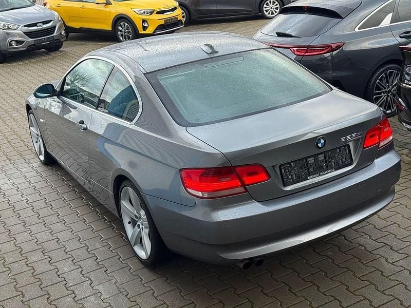 Gebraucht BMW 325 Sport Line 218 PS (160 kW) 2006 Grau Coupé