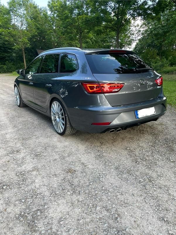 Gebraucht Seat Leon ST CUPRA 150 PS (110 kW) 2018 Grau Kombi