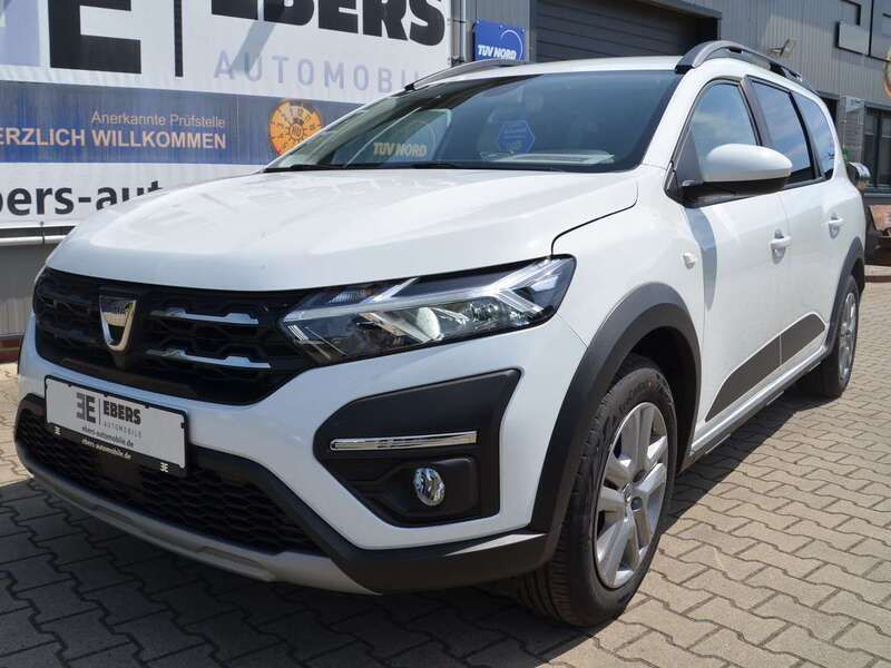 Gletscherweiss Gebraucht 2022 Dacia Jogger Comfort Kombi | 18.090 € (Fairer Preis) - Bild 1/4