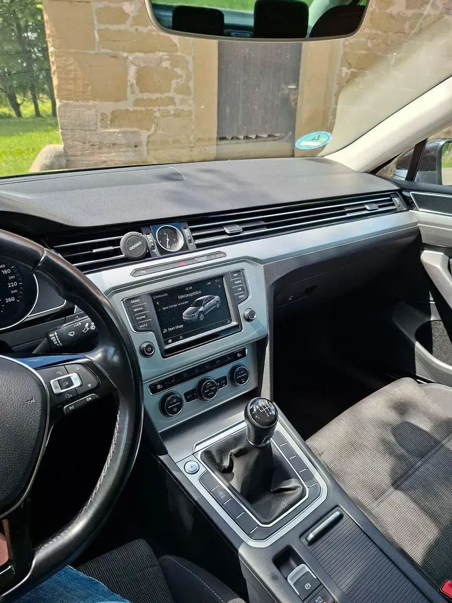 Gebraucht VW Passat Comfortline 150 PS (110 kW) 2015 Schwarz Limousine
