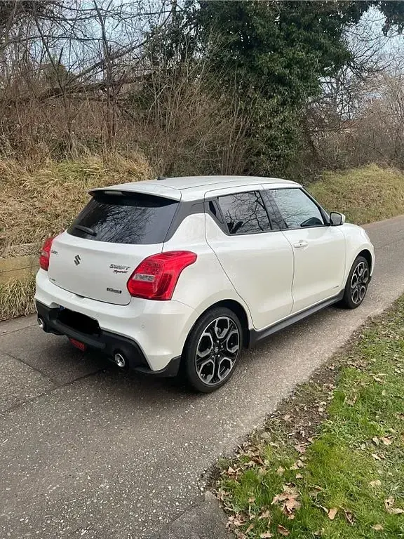 Gebraucht Suzuki Swift Sport 129 PS (94 kW) 2021 Weiß Kleinwagen