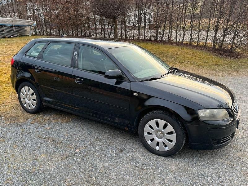 Gebraucht Audi A3 105 PS (77 kW) 2007 Schwarz Kleinwagen