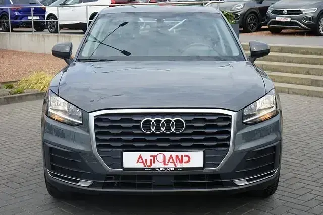 Gebraucht Audi Q2 Comfort 150 PS (110 kW) 2020 Grau SUV