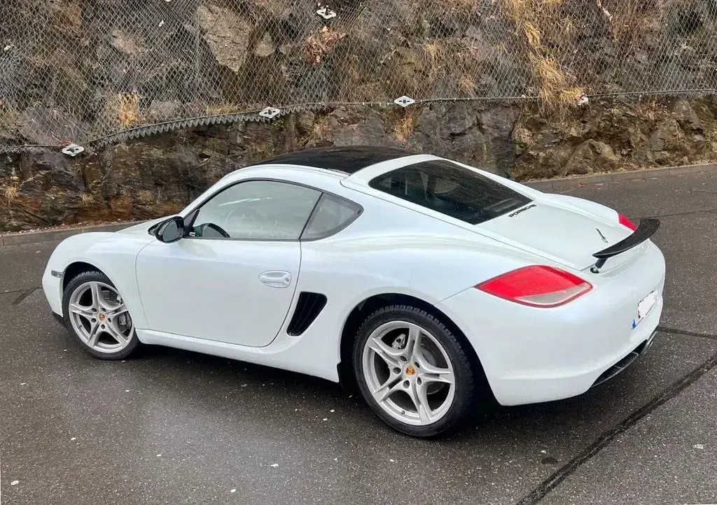 Gebraucht Porsche Cayman 265 PS (194 kW) 2011 Weiß Coupé