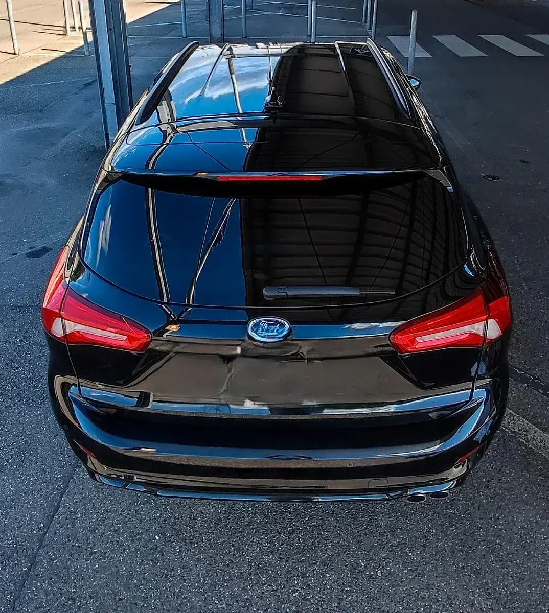 Gebraucht Ford Focus ST-Line 150 PS (110 kW) 2020 Schwarz Kombi