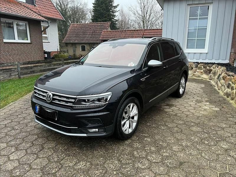 Schwarz Gebraucht 2018 VW Tiguan Allspace SUV | 24.000 € (Superpreis) - Bild 1/4