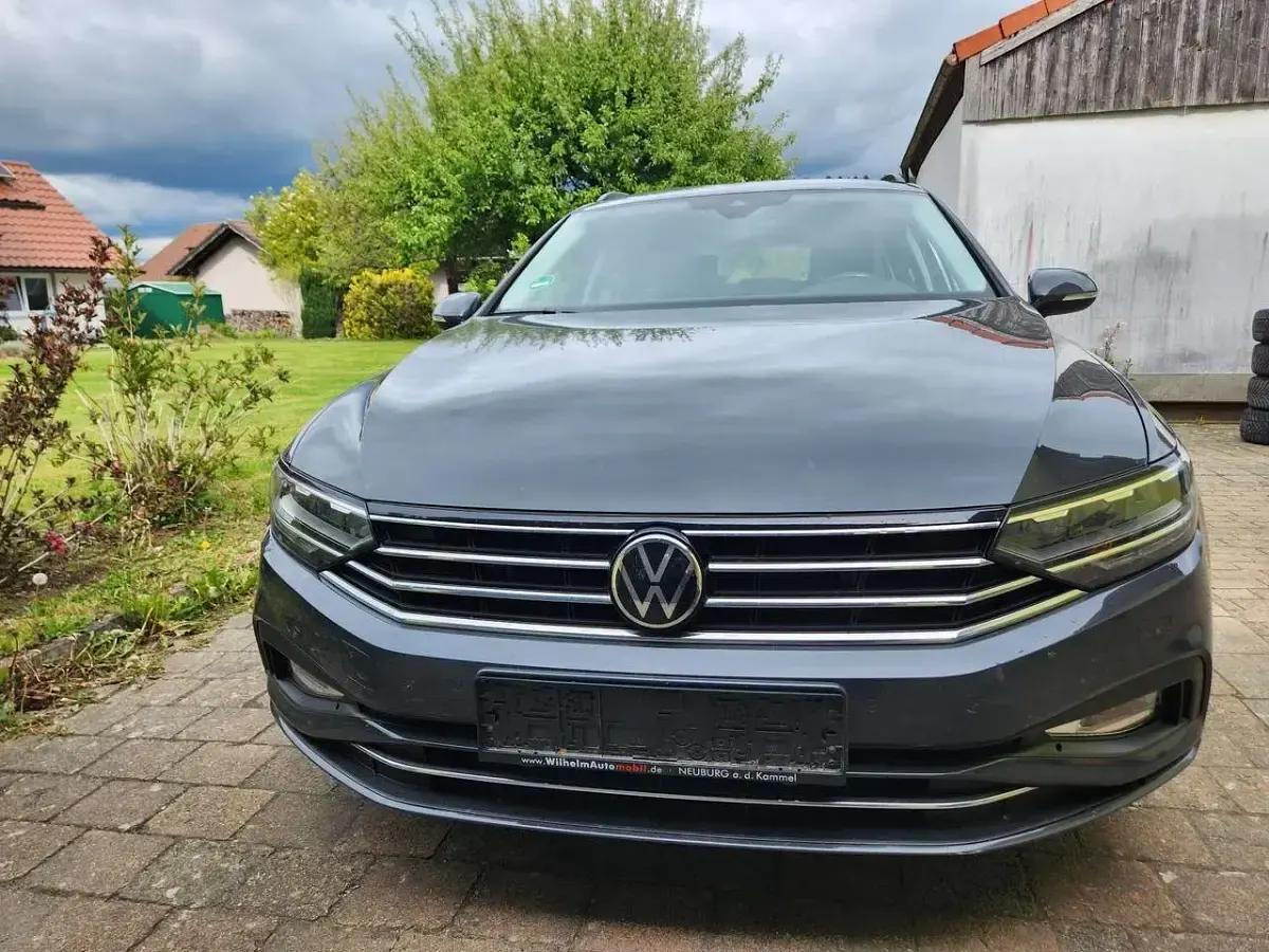 Gebraucht VW Passat Business 150 PS (110 kW) 2021 Kombi