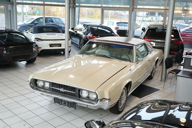 Second-hand Ford Thunderbird 315 CP (231 kW) 1967 Bej Coupe
