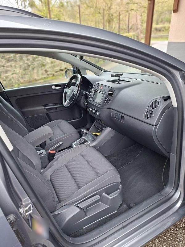 Gebraucht VW Golf Plus Cross 160 PS (117 kW) 2010 Grau Van / Kleinbus