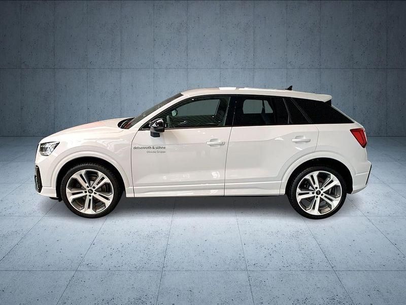 Gebraucht Audi SQ2 Sport 300 PS (220 kW) 2025 Arkonaweiß SUV