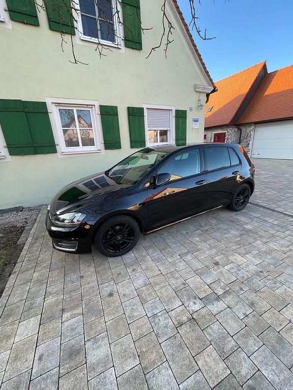 Gebraucht VW Golf VII Allstar 110 PS (80 kW) 2016 Schwarz Limousine