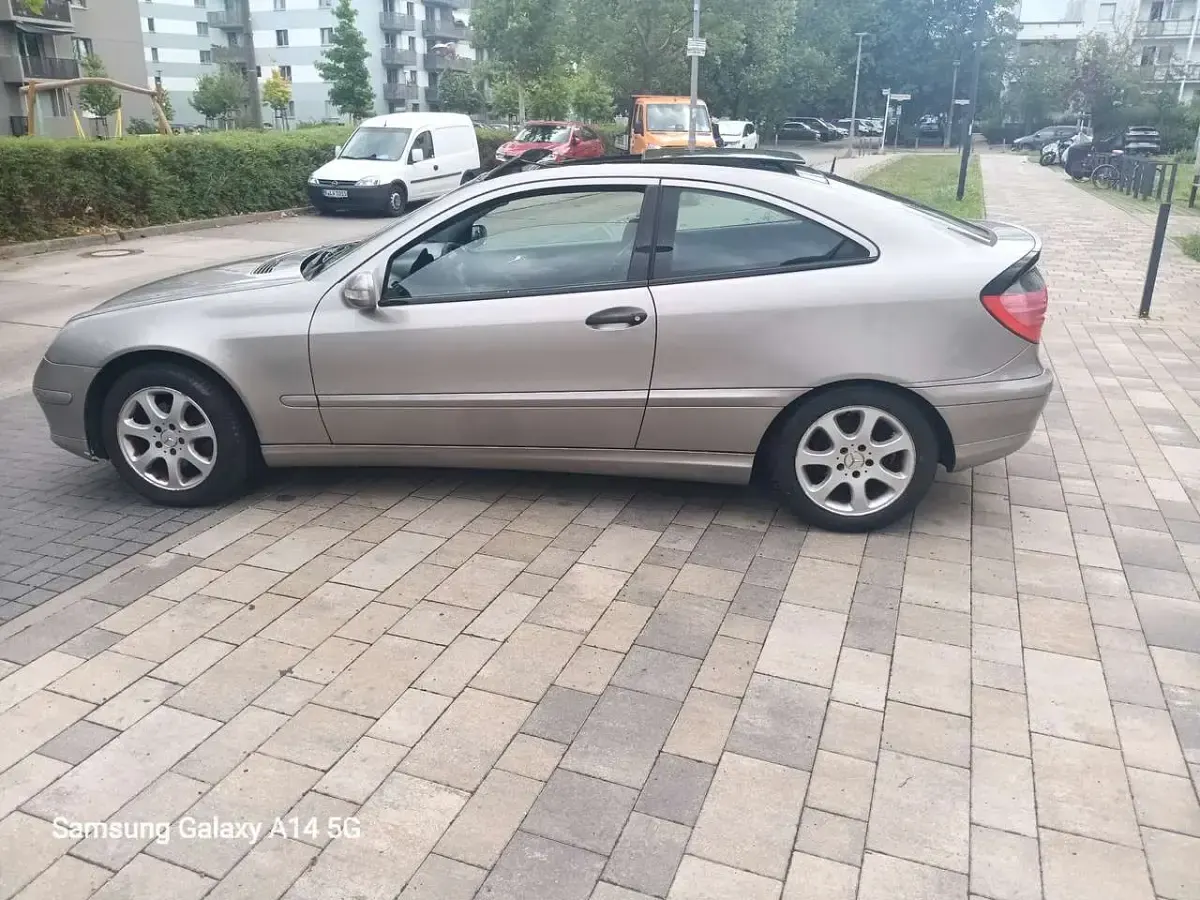 Gebraucht Mercedes C200 163 PS (119 kW) 2003 Coupé