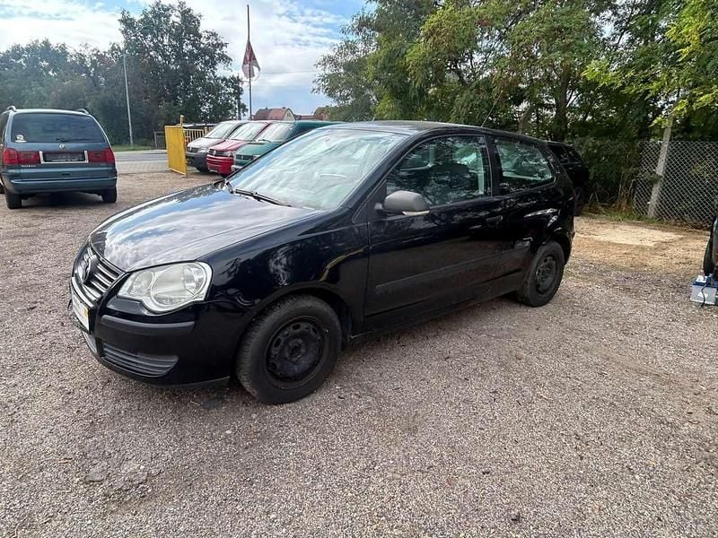 Schwarz Gebraucht 2006 VW Polo Trendline Kleinwagen | 1.990 € (Fairer Preis) - Bild 1/4