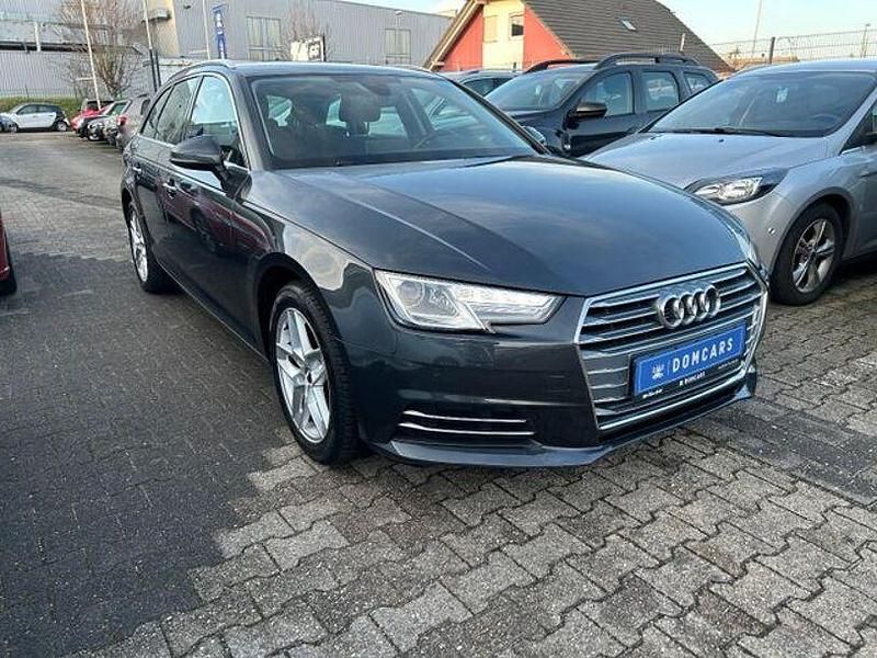 Gebraucht Audi A4 Sport 150 PS (110 kW) 2018 Grau Kombi