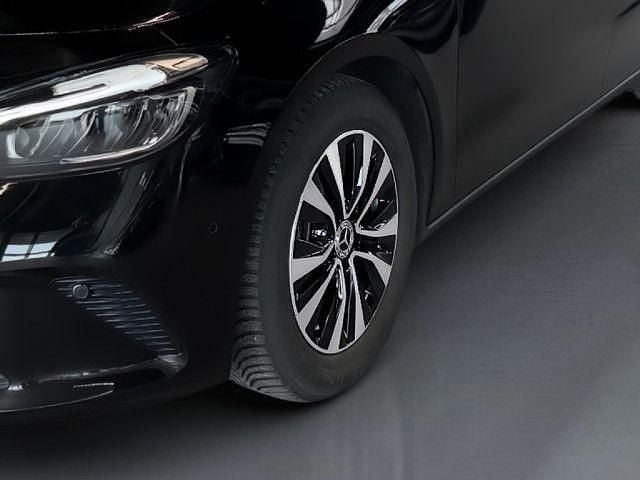 Gebraucht Mercedes B200 163 PS (119 kW) 2023 Schwarz Van / Kleinbus