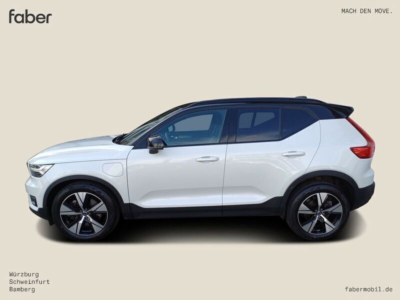 Chrystal white Gebraucht 2022 Volvo XC40 R-Design SUV | 32.900 € (Guter Preis) - Bild 1/4