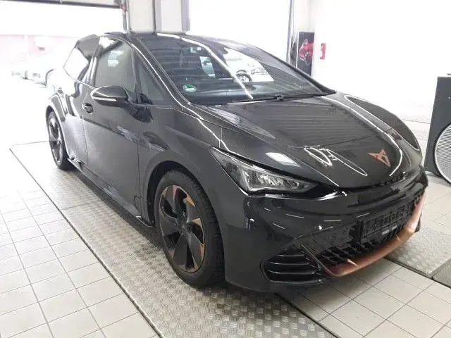Gebraucht Cupra Born 150 kW (204 PS) 2024 Grau Kleinwagen