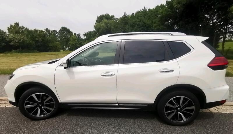Weiß Gebraucht 2018 Nissan X-Trail Tekna SUV | 17.999 € (Fairer Preis) - Bild 1/4