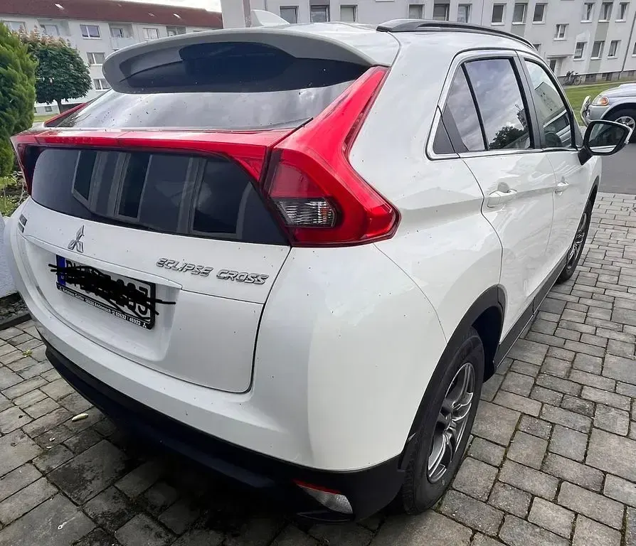 Gebraucht Mitsubishi Eclipse Cross 163 PS (119 kW) 2018 Weiß SUV