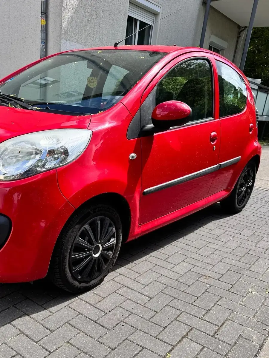 Gebraucht Citroën C1 70 PS (51 kW) 2008 Rot Kleinwagen
