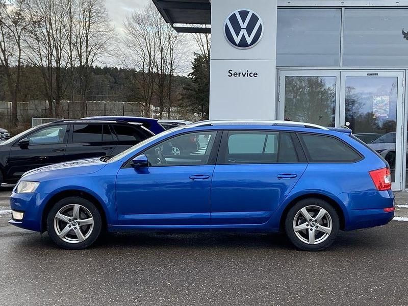 Gebraucht Skoda Octavia 150 PS (110 kW) 2014 Blau Kombi