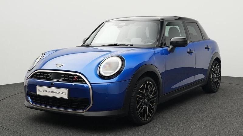 Gebraucht Mini Cooper S Favoured 204 PS (150 kW) 2024 Blau Kleinwagen