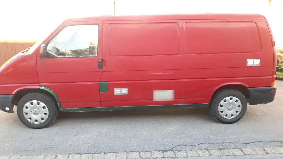 Gebraucht VW Transporter 88 PS (64 kW) 2001 Rot Van