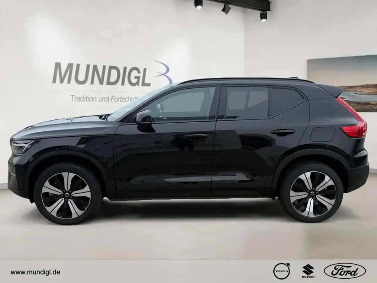 Gebraucht Volvo XC40 Plus 300 kW (408 PS) 2023 Black solid (stone) / solid SUV